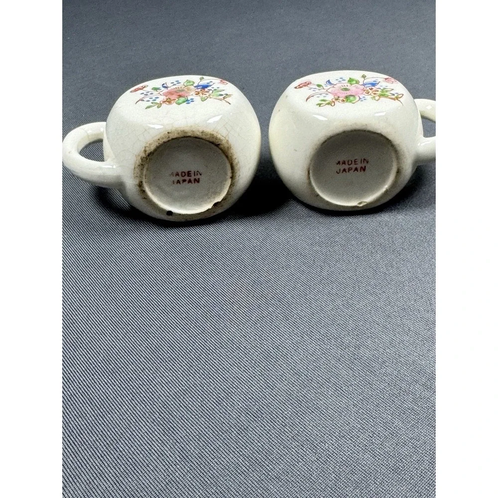 vintage porcelain Salt‎ & Pepper shakers Pitcher - Japan